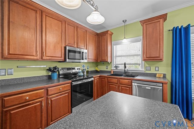 9066 Old Springfield Rd, Glen Allen, VA 23060