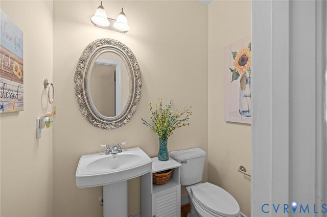 9066 Old Springfield Rd, Glen Allen, VA 23060