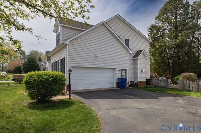 9066 Old Springfield Rd, Glen Allen, VA 23060