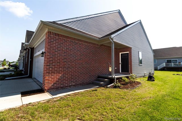 1408 Lincoln Street, Lapeer, MI 48446