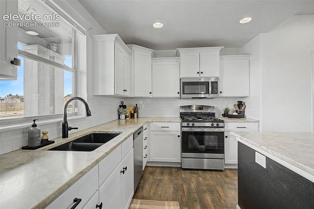 6712 Lucky Star Lane, Colorado Springs, CO 80923