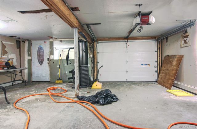 39 Brothers Road, Poughquag, NY 12570