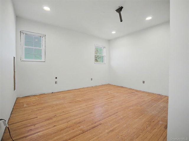 39 Brothers Road, Poughquag, NY 12570