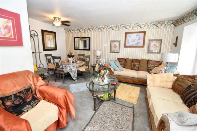 12902 S Berendo, Gardena, CA 90247