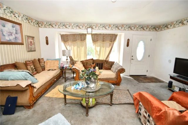 12902 S Berendo, Gardena, CA 90247