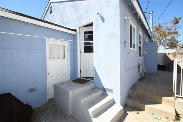 12902 S Berendo, Gardena, CA 90247