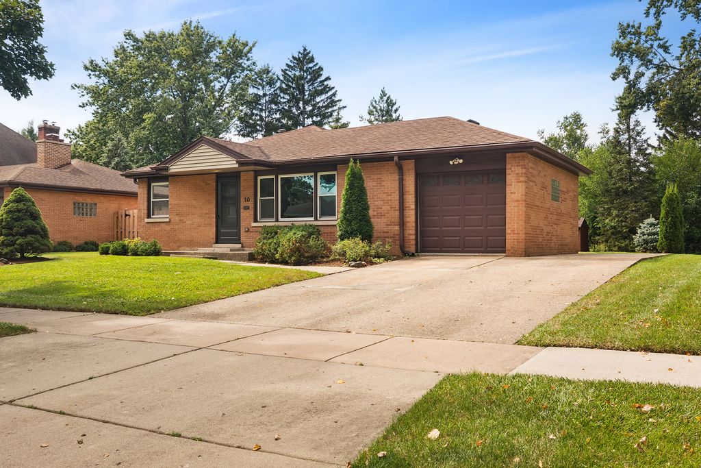 10 N School Street, Mount Prospect, IL 60056 — photo 2