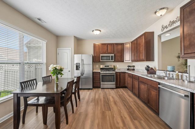 2410 Cypress Point Road, Grove City, OH 43123