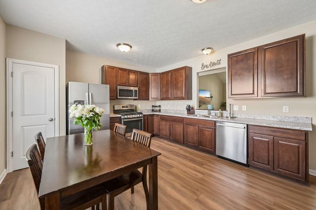 2410 Cypress Point Road, Grove City, OH 43123
