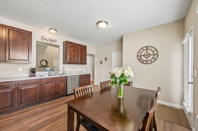 2410 Cypress Point Road, Grove City, OH 43123
