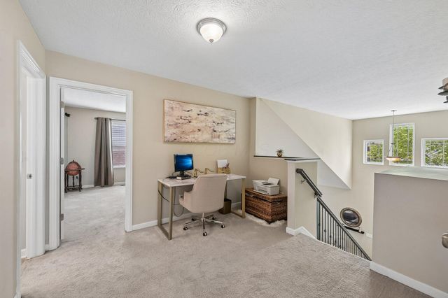 2410 Cypress Point Road, Grove City, OH 43123