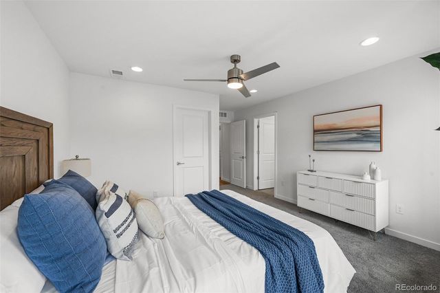 1304 Akron Street, Aurora, CO 80010