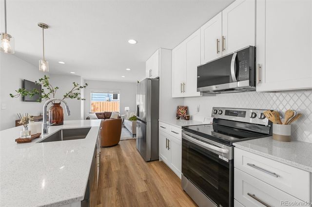 1304 Akron Street, Aurora, CO 80010