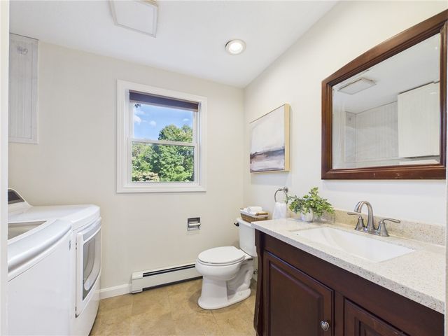 778 Hammet Road, Coventry, RI 02816