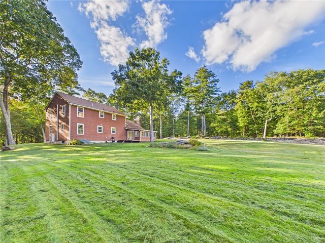 778 Hammet Road, Coventry, RI 02816