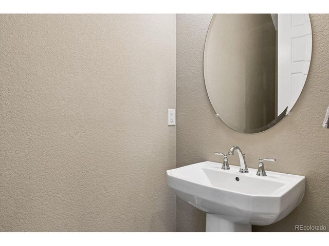 2579 Palau Way, Castle Rock, CO 80109