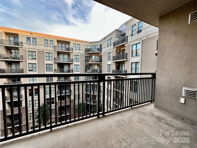 718 W Trade Street, Charlotte, NC 28202