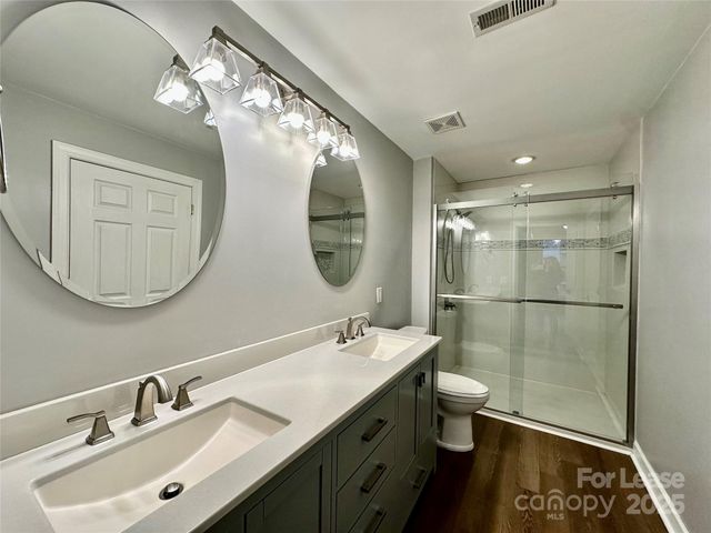 718 W Trade Street, Charlotte, NC 28202