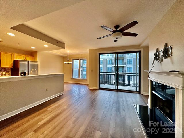 718 W Trade Street, Charlotte, NC 28202