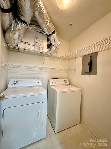 718 W Trade Street, Charlotte, NC 28202