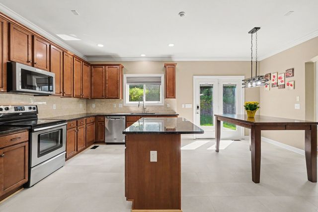1414 Chantilly Ln, Franklin, TN 37067