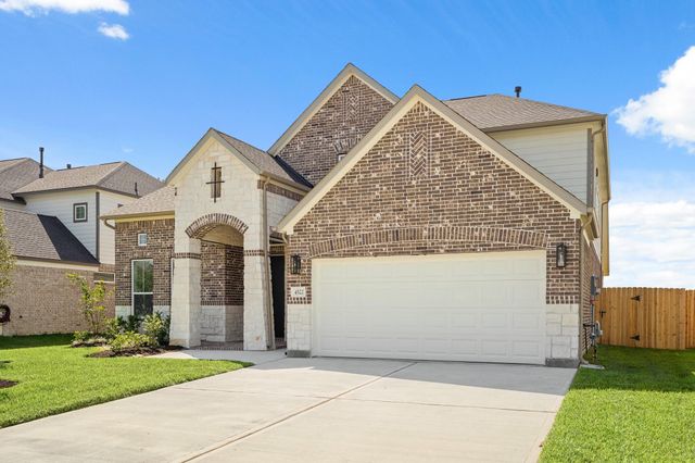 4522 Whisperwood Drive, Rosenberg, TX 77471