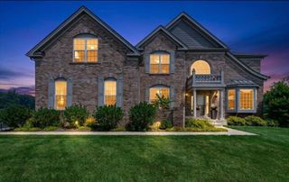 1451 Bethpage Circle, Elgin, IL 60124