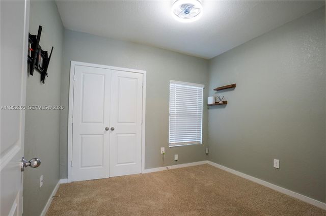 528 NE 1st Dr, Florida City, FL 33034