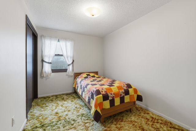 18832 Amstutz Road, Auburn, IN 46706