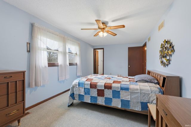 18832 Amstutz Road, Auburn, IN 46706