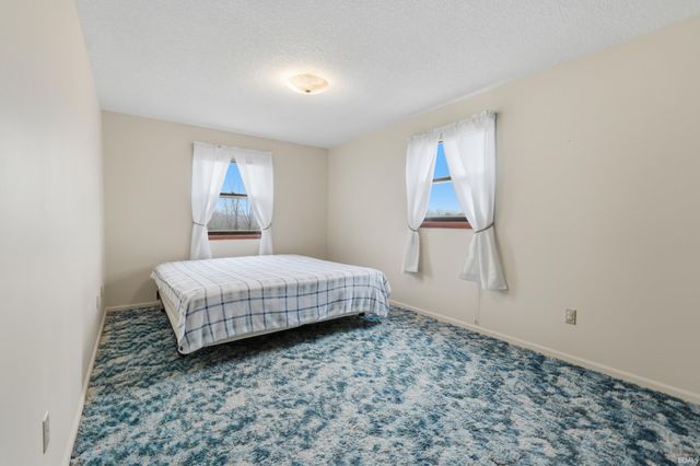 18832 Amstutz Road, Auburn, IN 46706