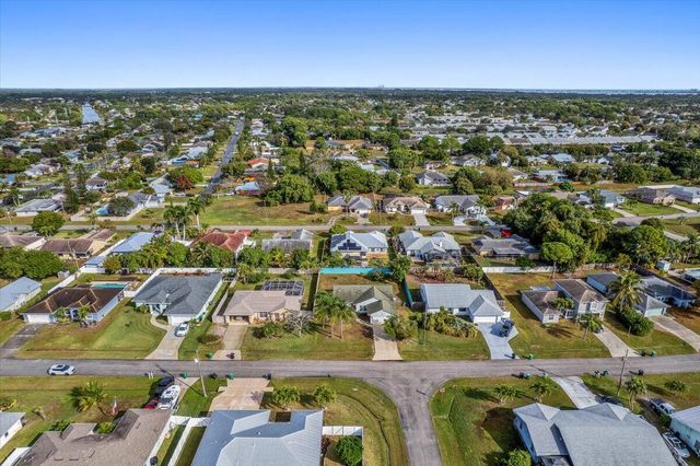 2561 SE Jason Avenue, Port St. Lucie, Port St Lucie, FL 34952