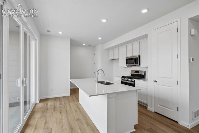 2454 Hannah Ridge Drive, Colorado Springs, CO 80915