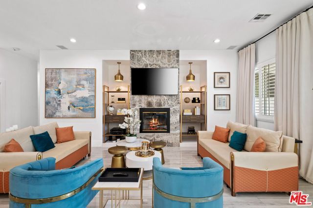 1083 E Circulo San Sorrento Road, Palm Springs, CA 92262