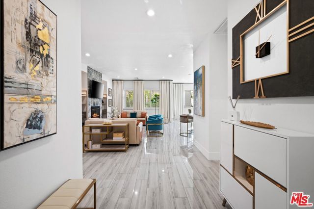 1083 E Circulo San Sorrento Road, Palm Springs, CA 92262