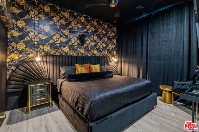 1083 E Circulo San Sorrento Road, Palm Springs, CA 92262