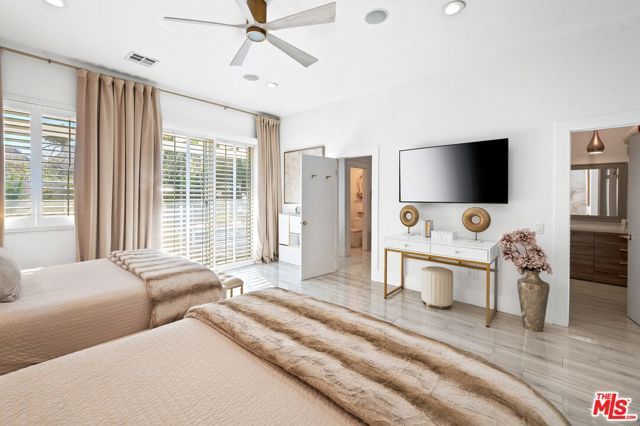 1083 E Circulo San Sorrento Road, Palm Springs, CA 92262