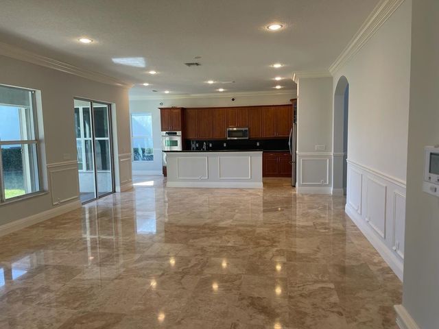 9326 Plantation Estates Drive, West Palm Beach, FL 33411