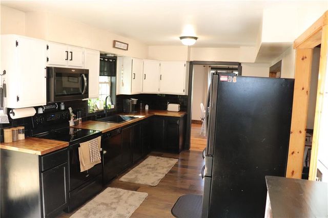 50818 East Street, Osseo, WI 54758