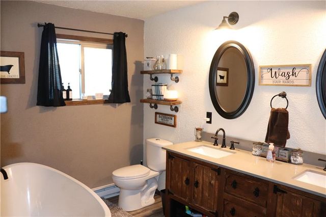 50818 East Street, Osseo, WI 54758