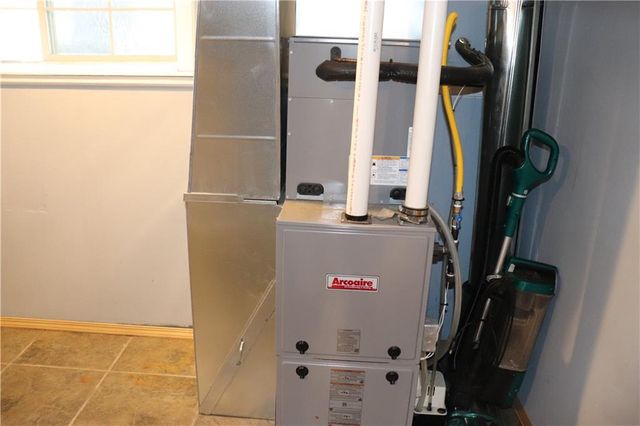 50818 East Street, Osseo, WI 54758