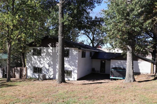 50818 East Street, Osseo, WI 54758