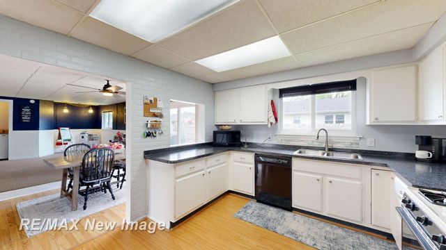 2670 Valley Drive, Saginaw, MI 48603