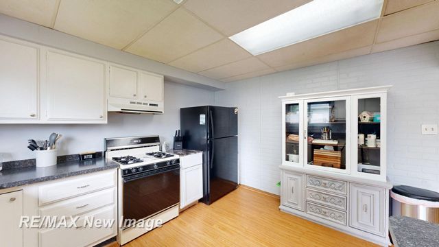 2670 Valley Drive, Saginaw, MI 48603