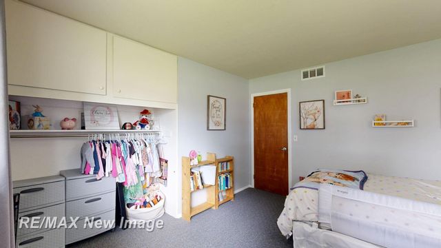 2670 Valley Drive, Saginaw, MI 48603