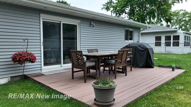 2670 Valley Drive, Saginaw, MI 48603