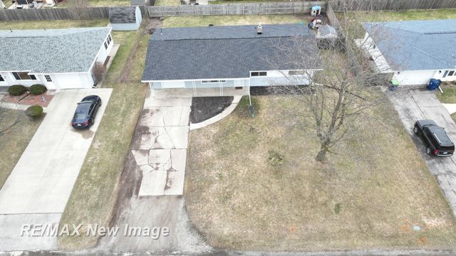 2670 Valley Drive, Saginaw, MI 48603