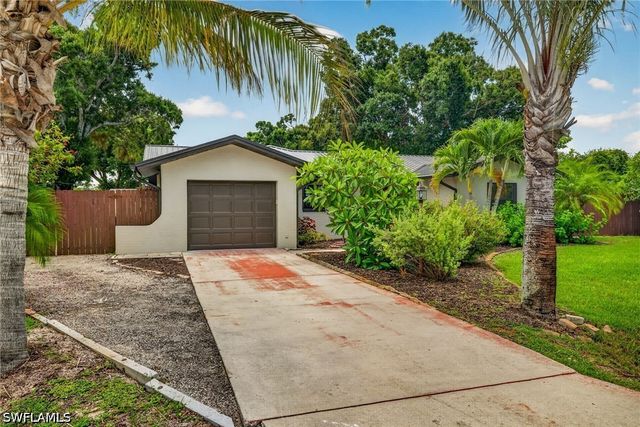 18185 Hilda DR, Fort Myers, FL 33967