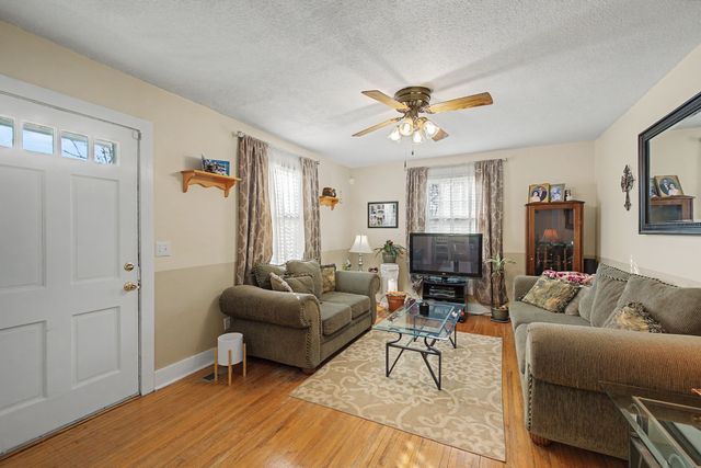 1019 Rose Ave, Murfreesboro, TN 37130