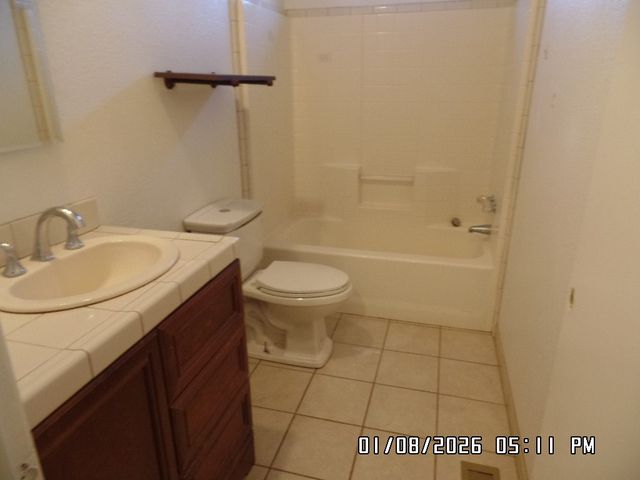 2756 E Calle Cedral, Kingman, AZ 86409